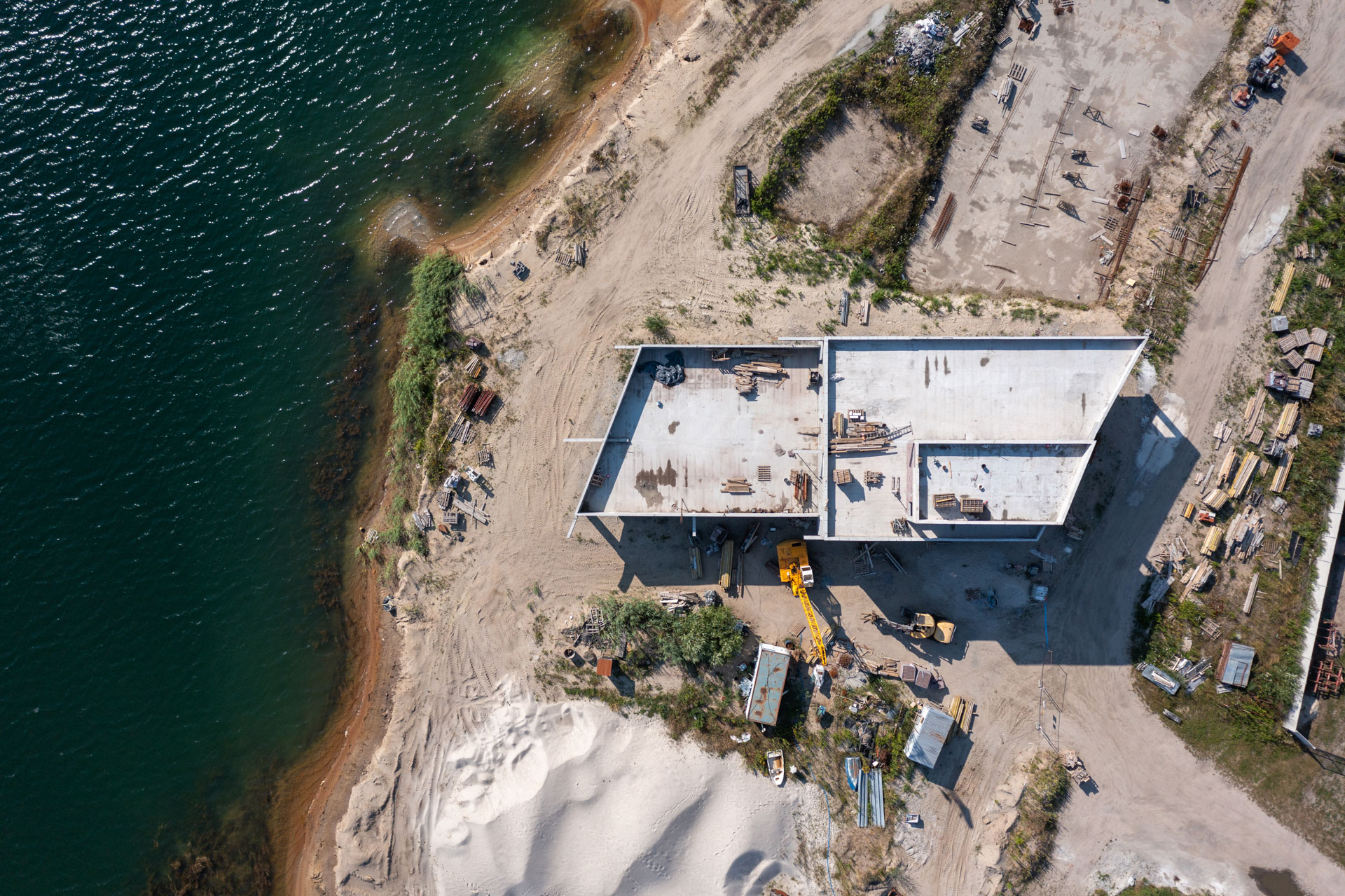 Budynek usługowy Marina w Brzezinkach